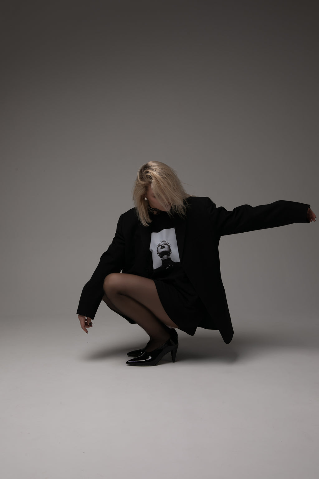 Oversized Black Unisex T-shirt with a Unique Print Saint Sinner