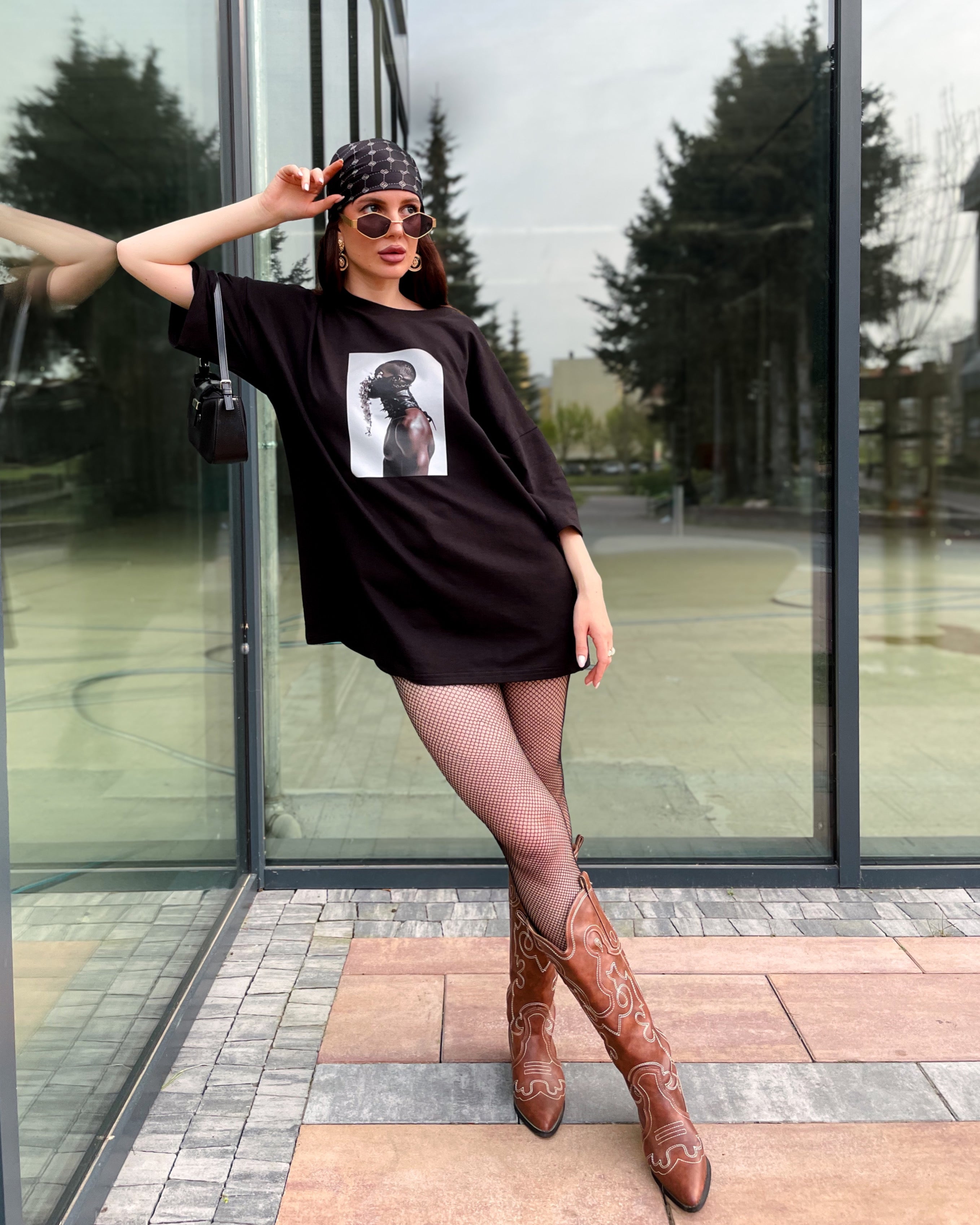 Oversized Black Unisex T-shirt with a Unique Print Primal Sin